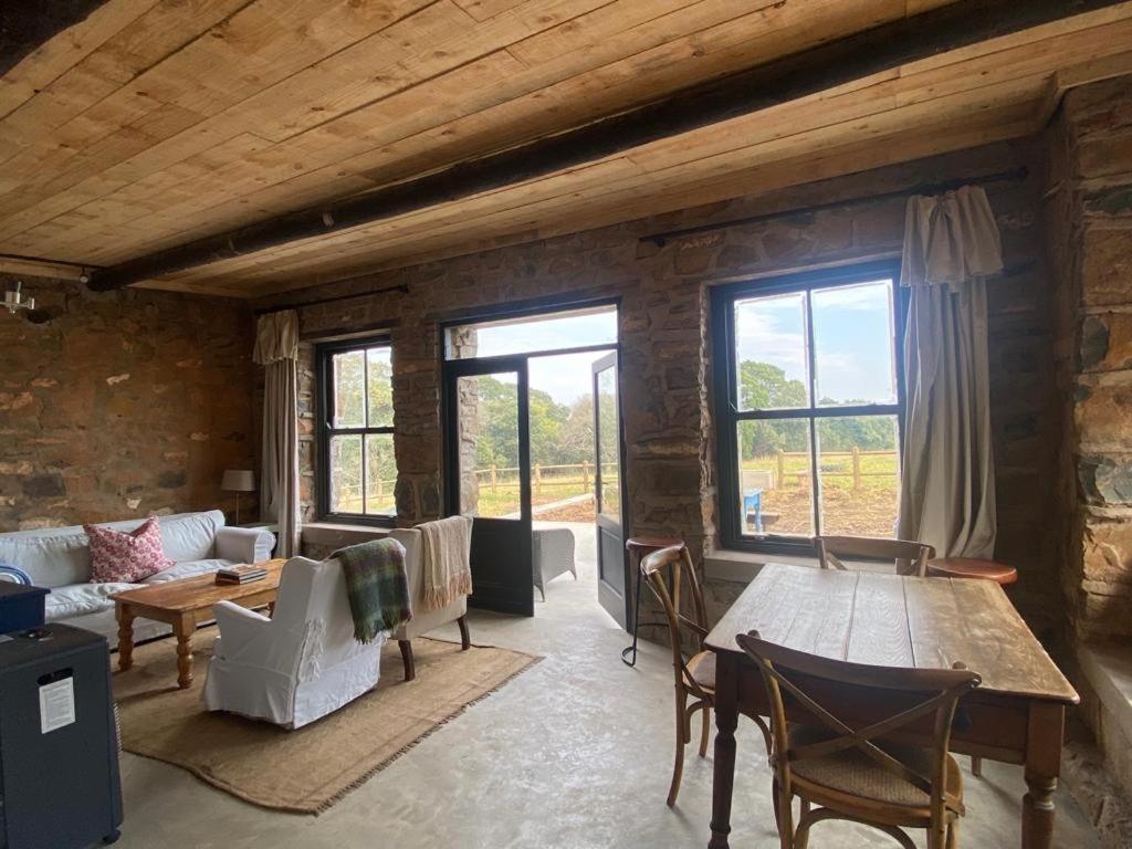 Yellowwoods Farm - Willoughbys Cottage And Old Stables Cottage Curryʼs Post エクステリア 写真